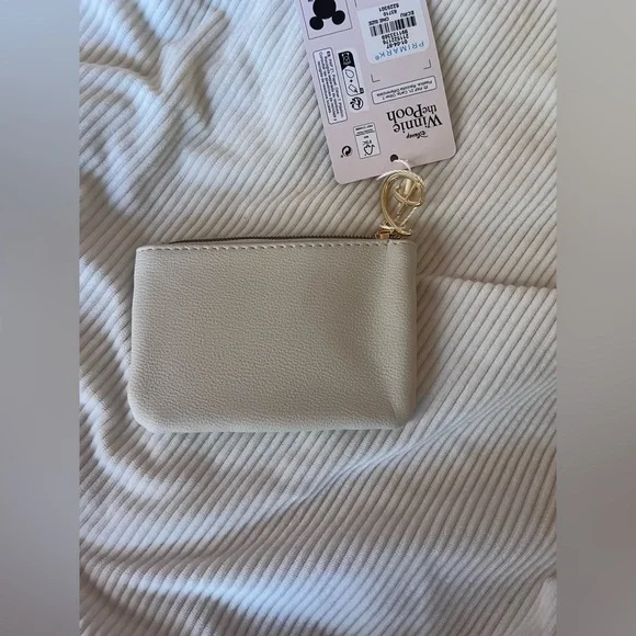 NWT Primark Winnie The Pooh Change Purse - Picture 4 of 5